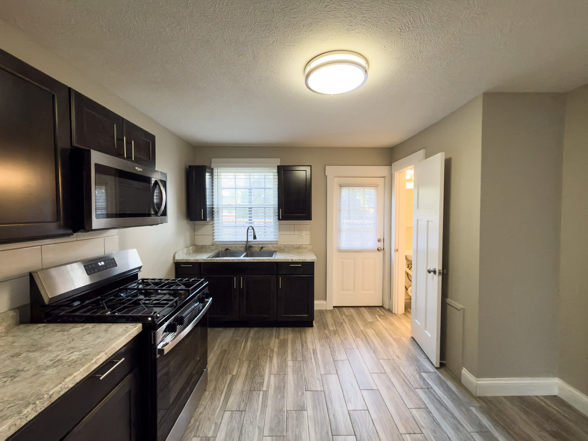 106 W 5th St – photo 1 of 10