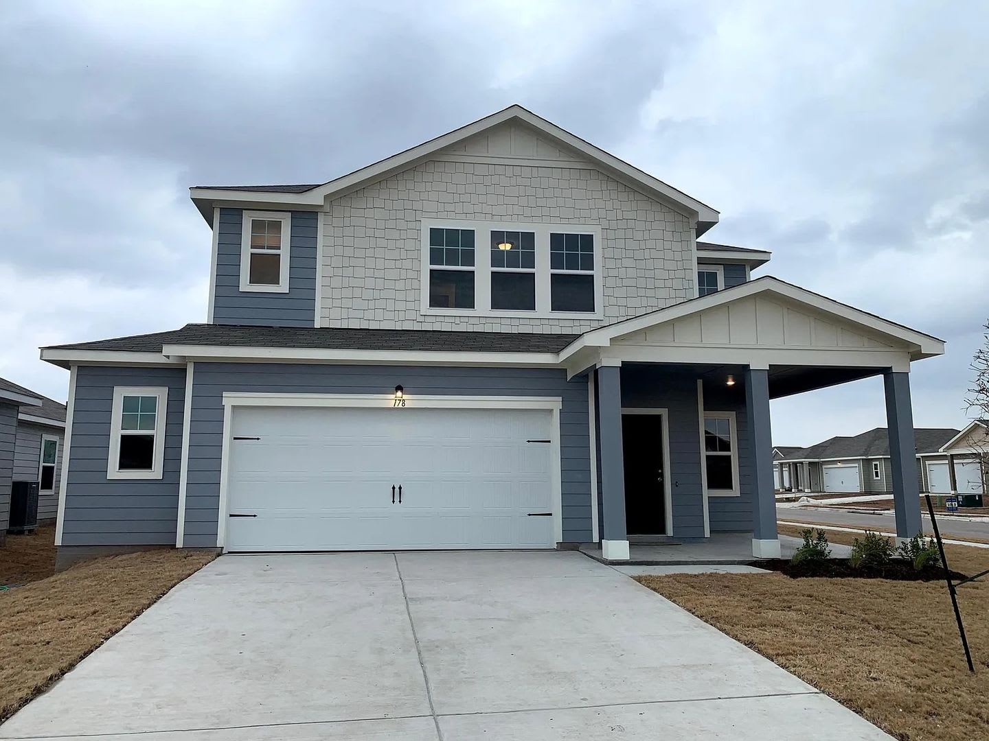 Room In 4 Bedroom Home In Kyle – photo 1 of 319