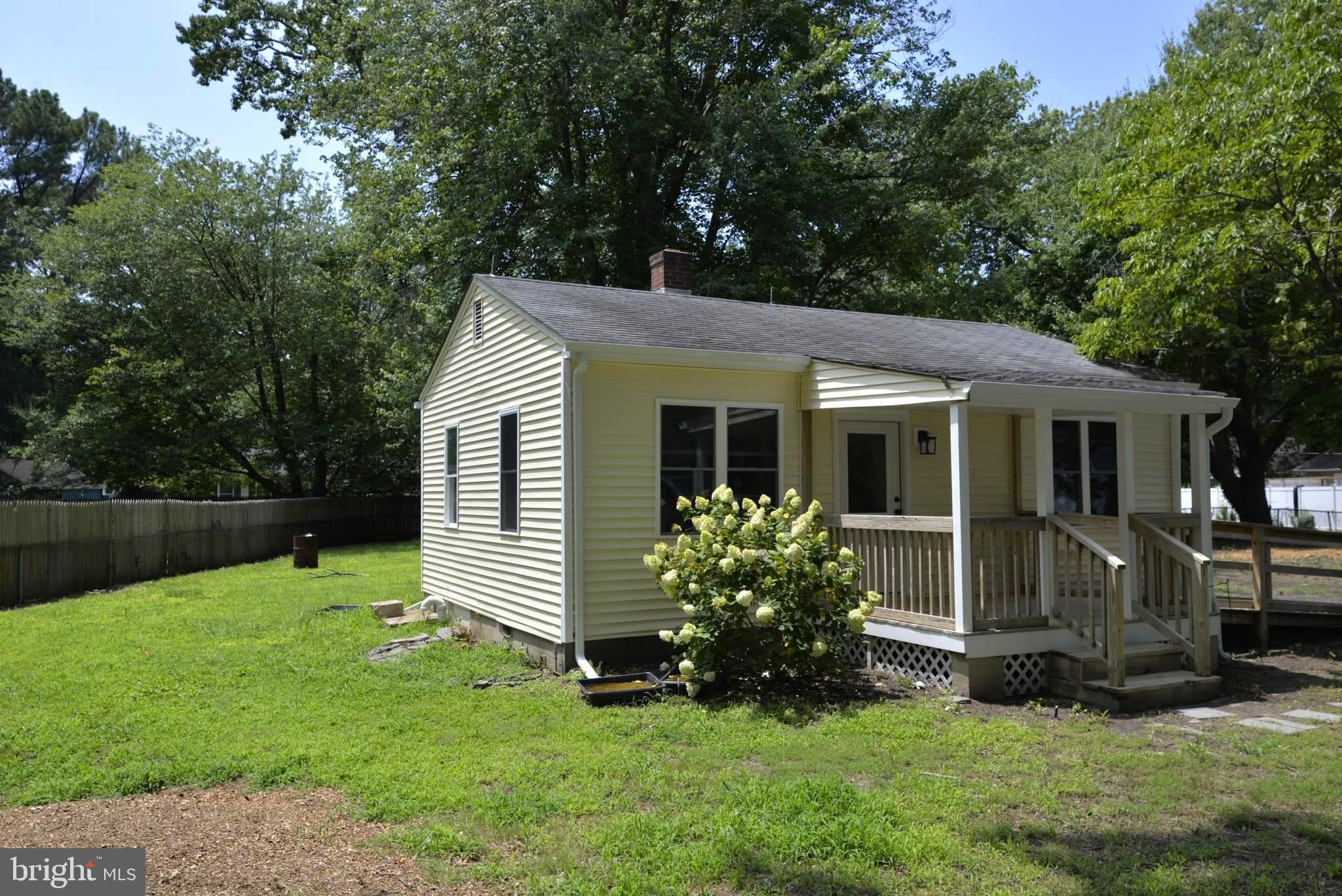 600 PERRYS CORNER Road – photo 1 of 9