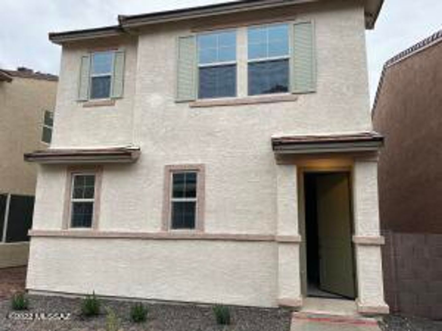 Beautiful 4Bdm 2.5Ba Home, Centrally located! – photo 1