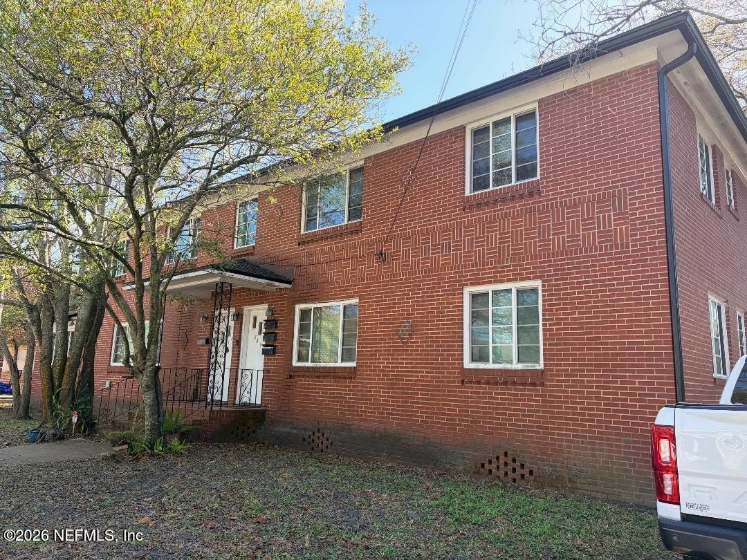 2842 SYDNEY Street – photo 1
