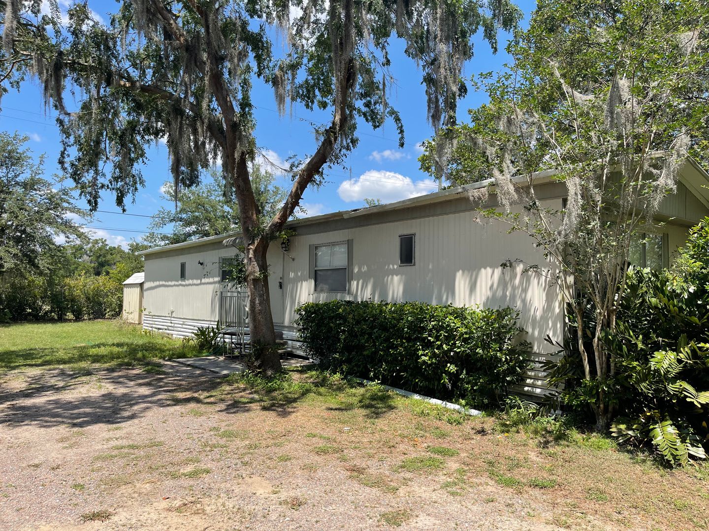 Thonotosassa 2 Bed 2 Bath – photo 1 of 10