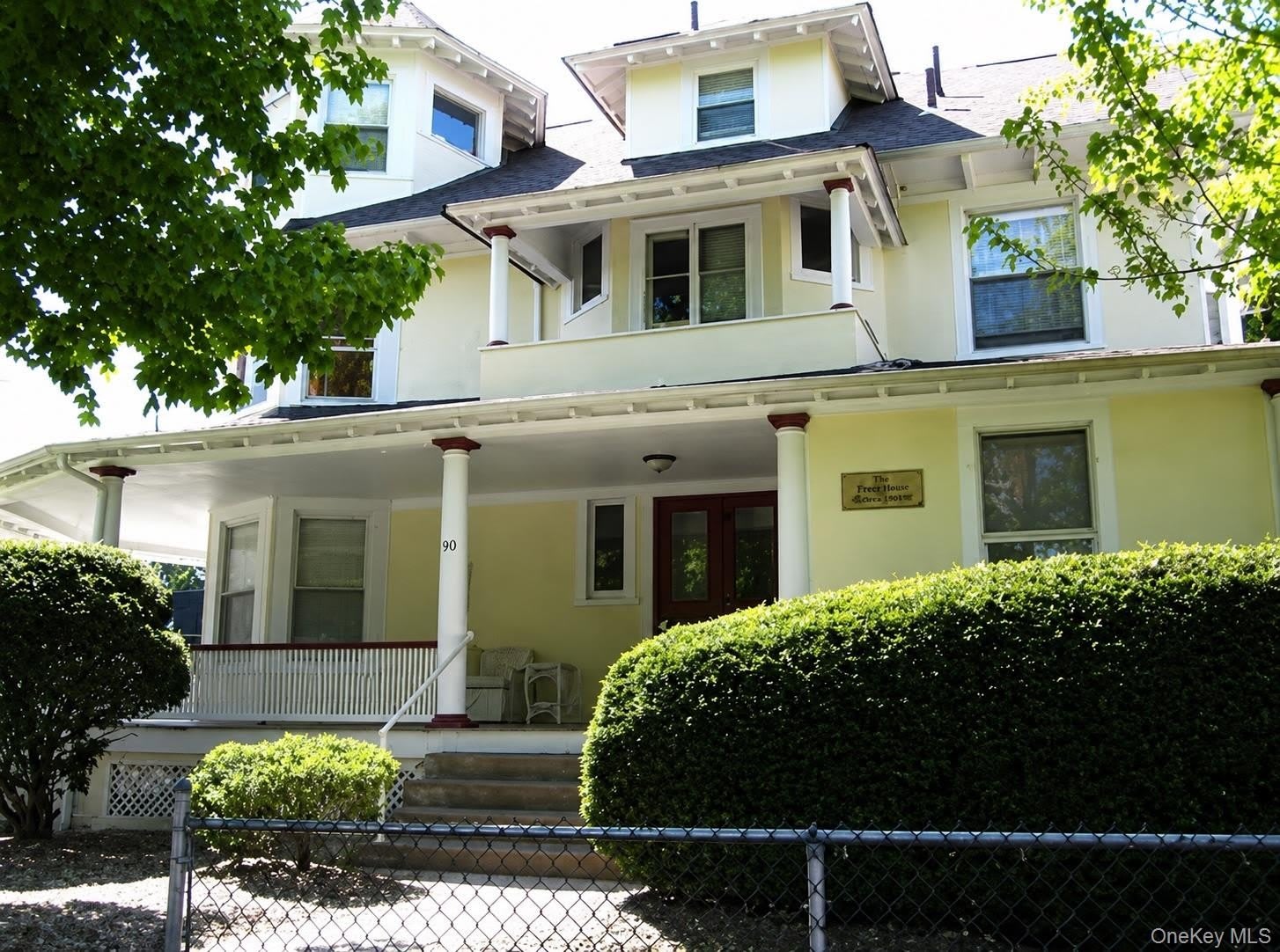 66 N BROADWAY – photo 1 of 5