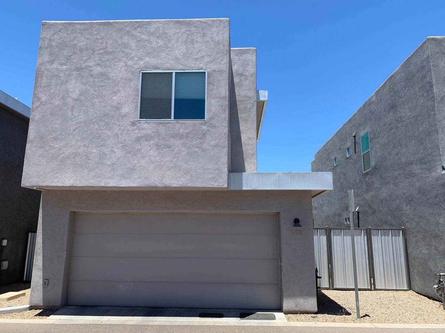 2 bedroom 3 bath – photo 1