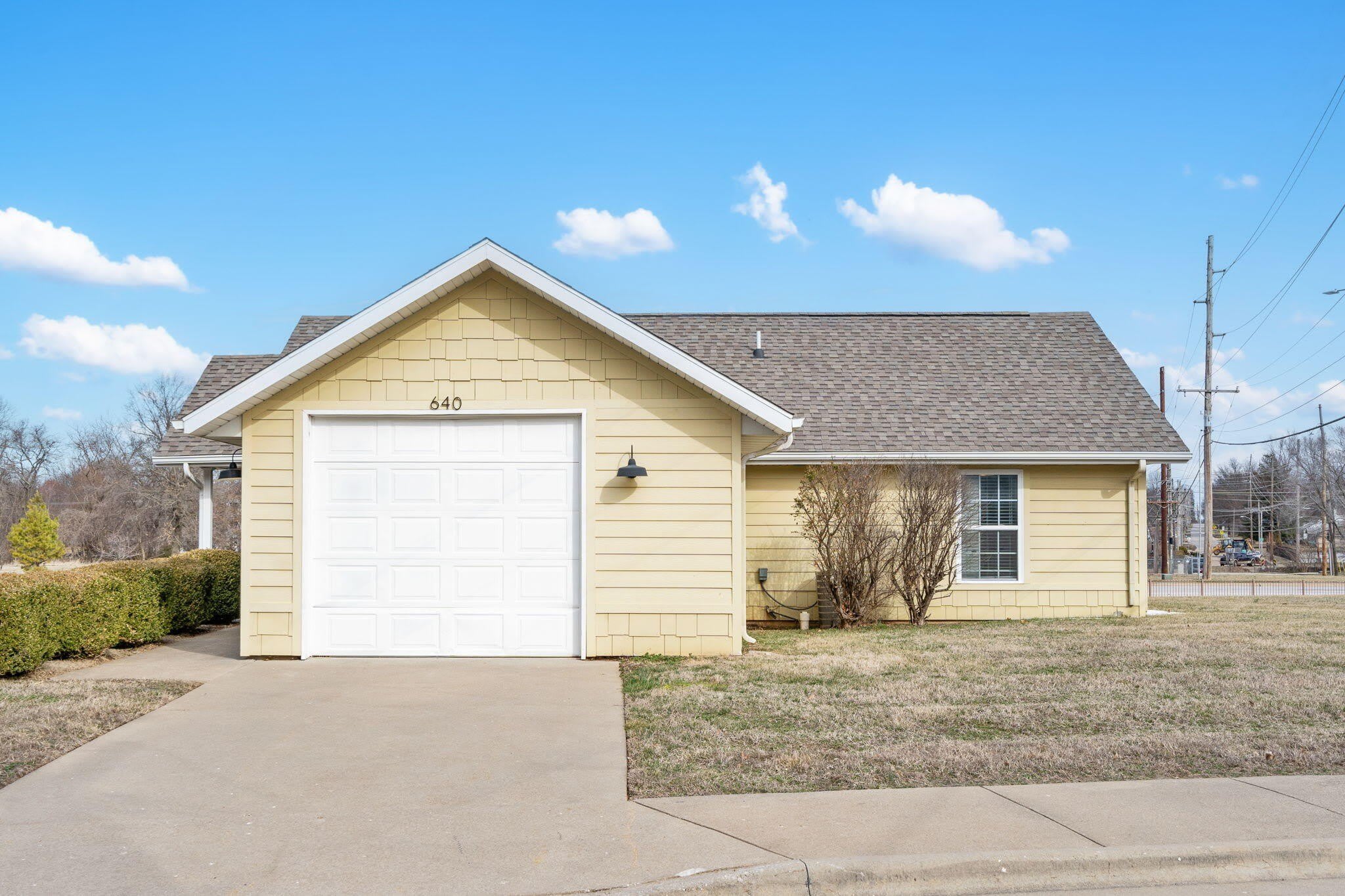 640 E Sunset Street – photo 1