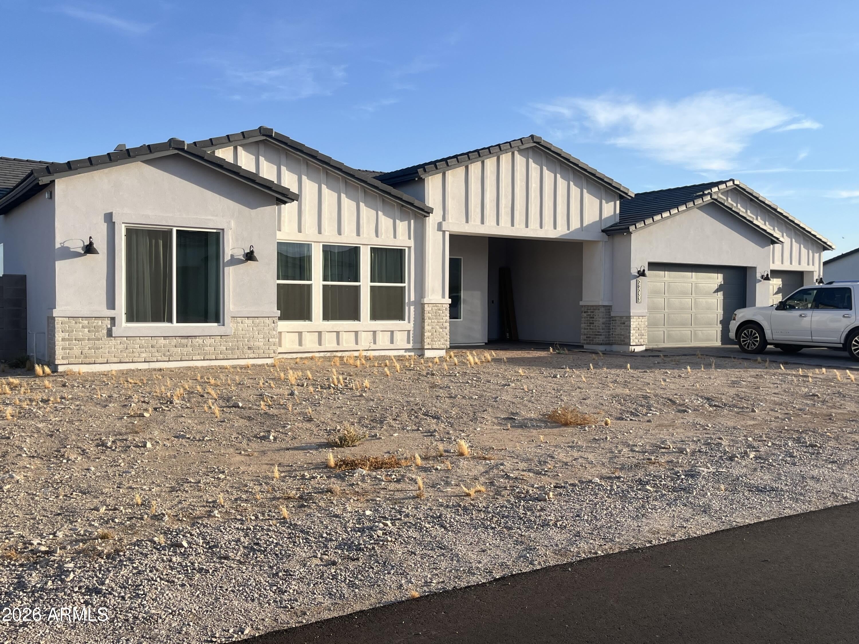 20255 W HIGHLAND Avenue – photo 1