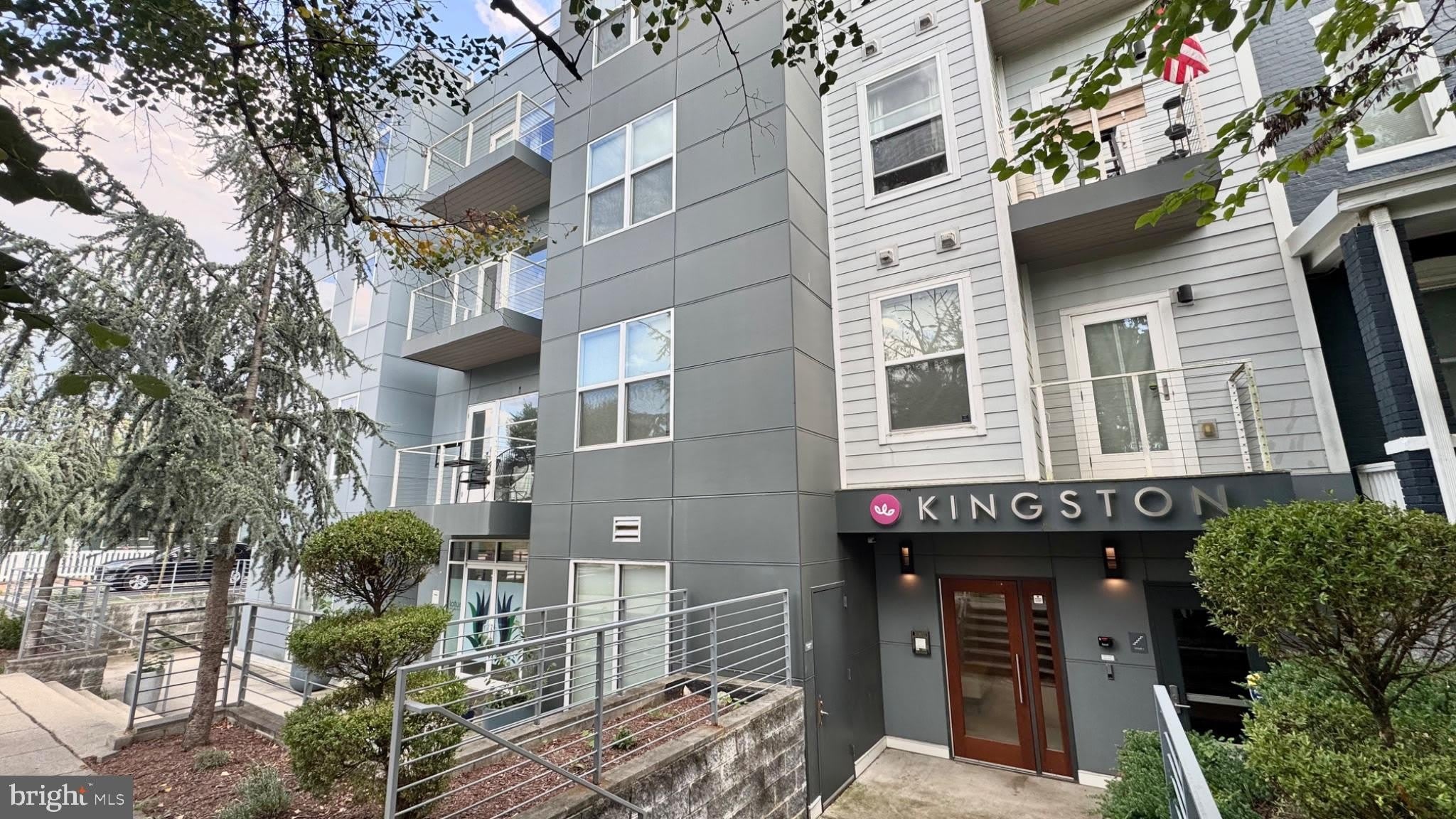 401 15Th Street Se – photo 1