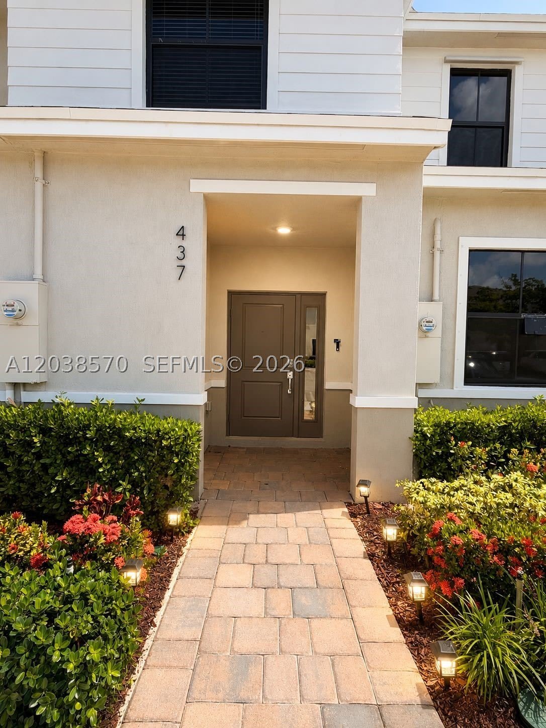 437 Ne 13Th St – photo 1