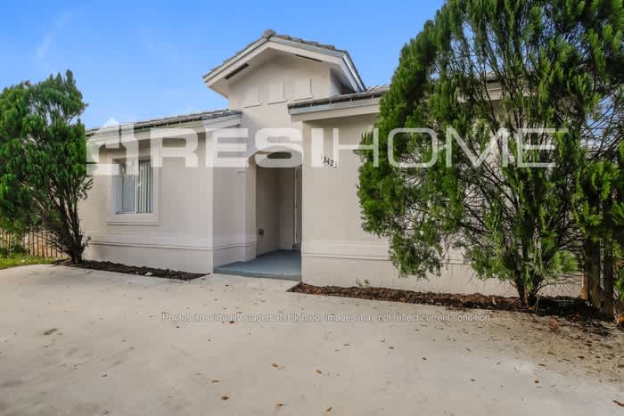 13423 Southwest 256th Street – photo 1