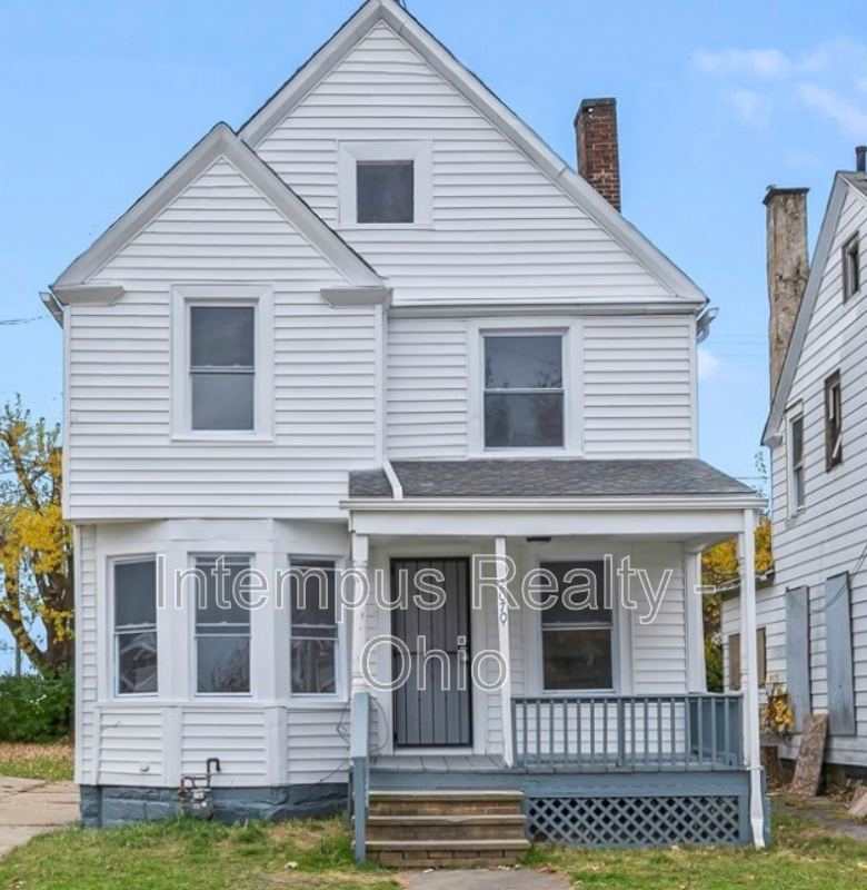 2070 W 105th St – photo 1