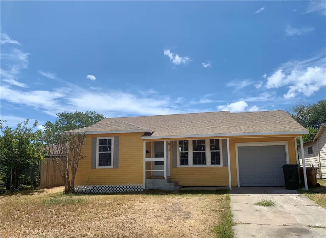 913 Azalea Drive – photo 1