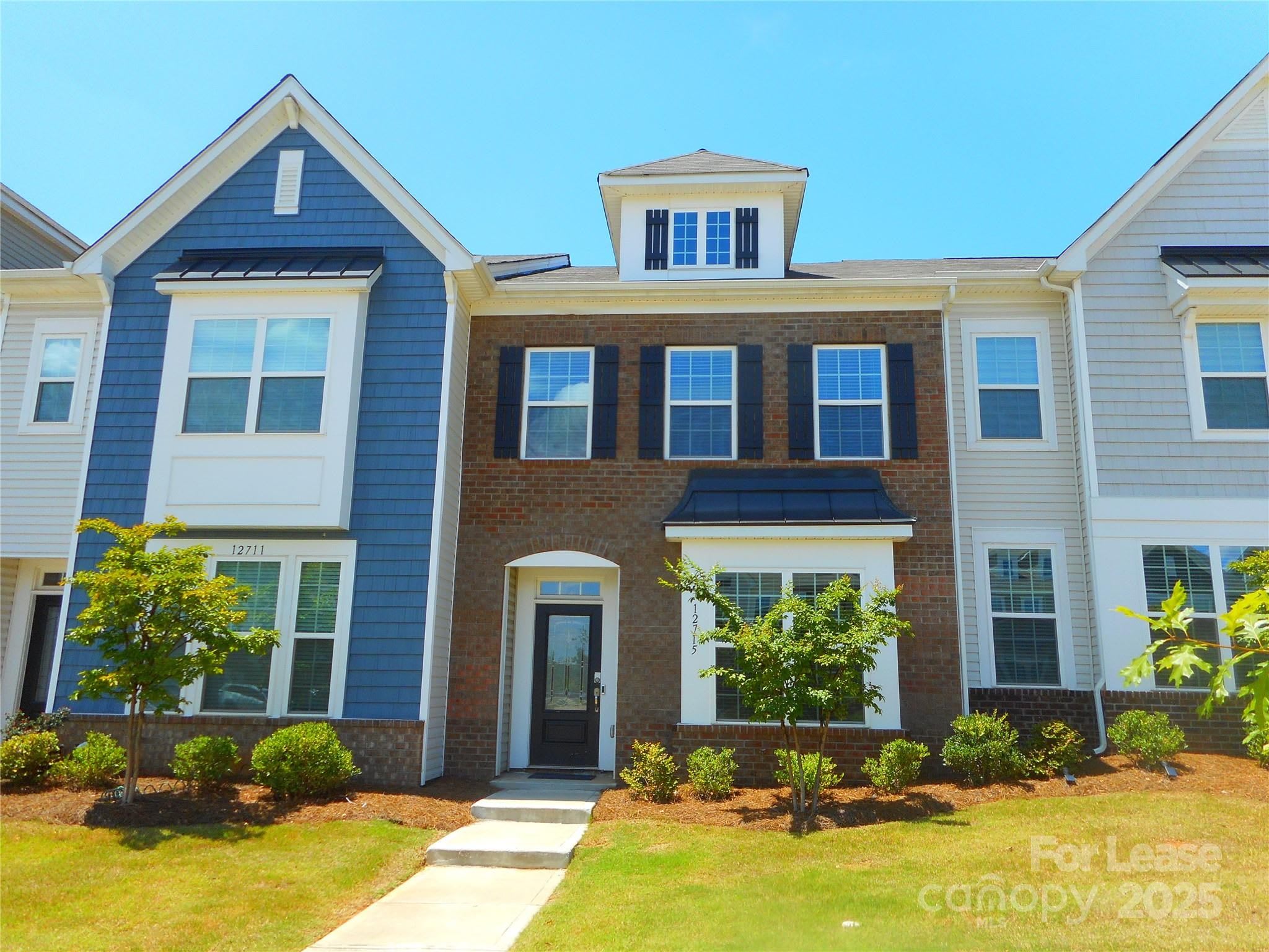 12715 Wandering Brook Dr – photo 1 of 22