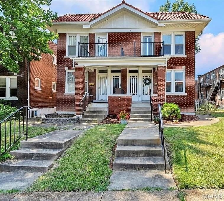 4976 Lindenwood Avenue – photo 1