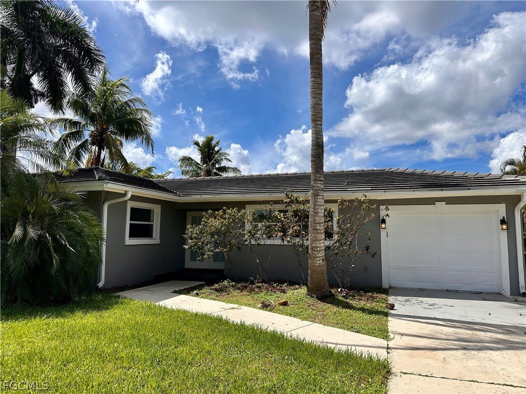 6187 Island Park Court – photo 1