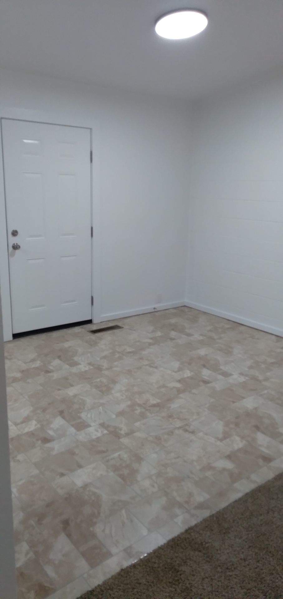 159 NW 7th St – photo 1 of 23