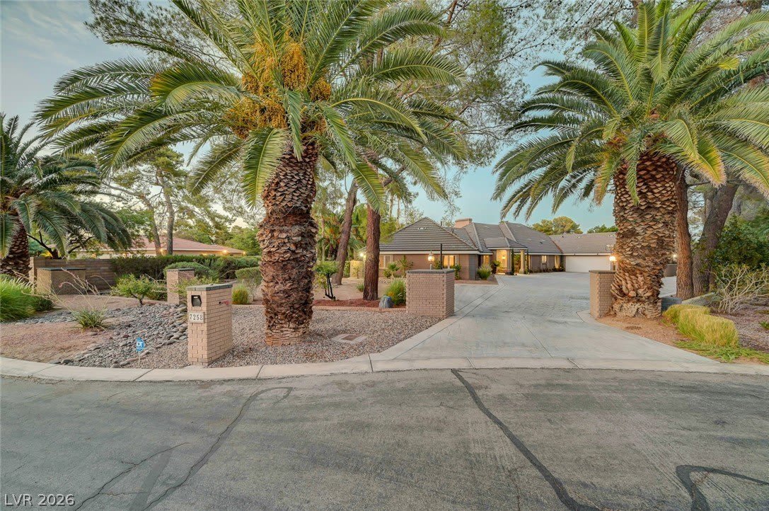 7258 Loma Alta Circle – photo 1