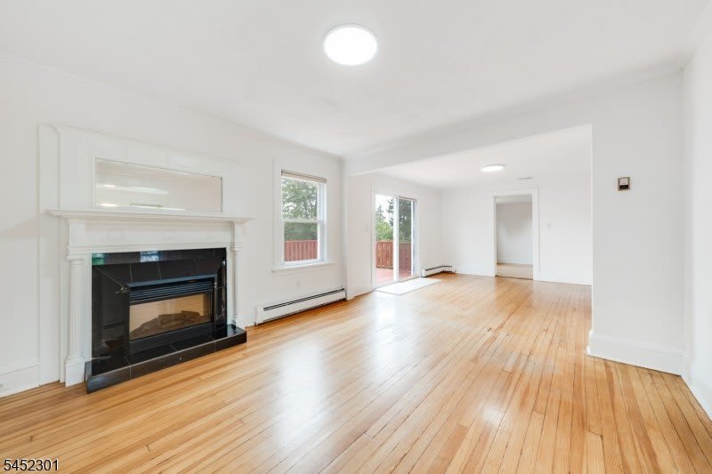 275 E Mt Pleasant Ave – photo 1 of 78