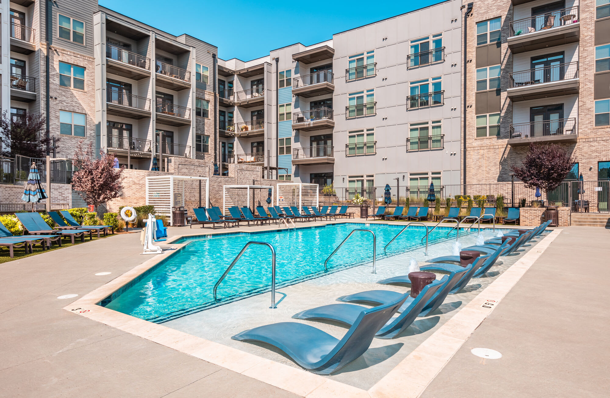 Village at Commonwealth – photo 1