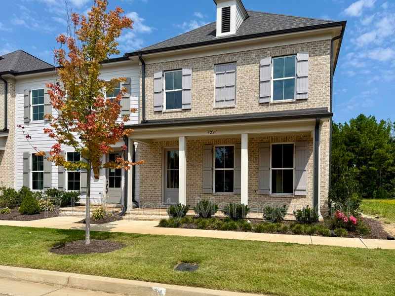 924 Aldwick Dr – photo 1