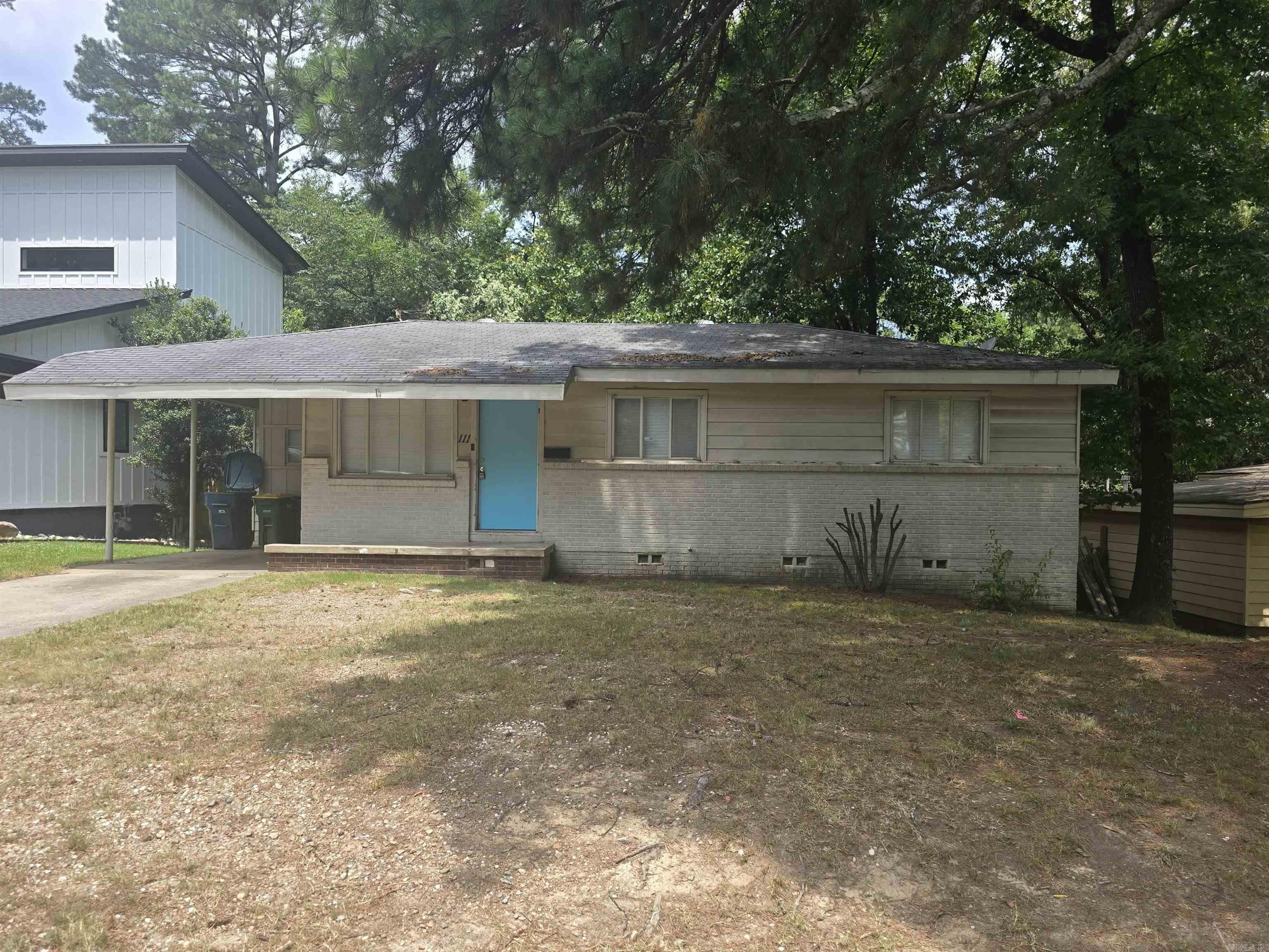 111 Broadmoor Drive – photo 1