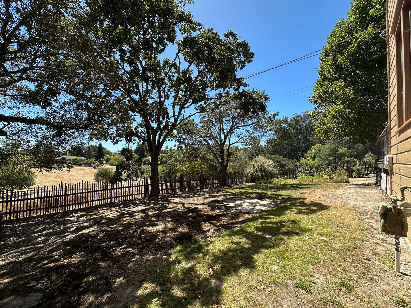 Country Home w/Garage/Workshop &amp; Optional Animal Pasture – photo 1 of 31
