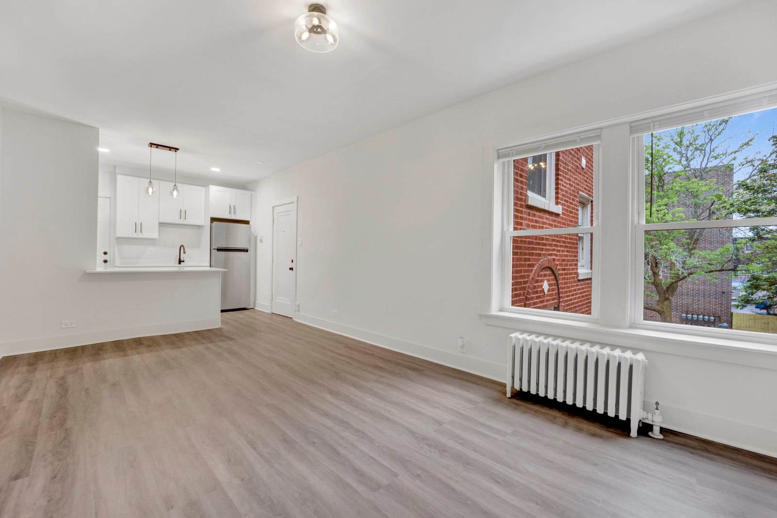 6403 North Wayne Avenue – photo 1