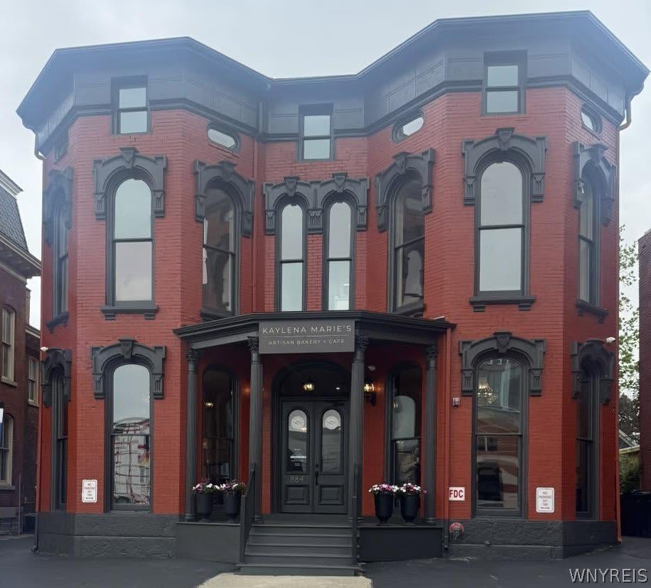 884 Main Street – photo 1