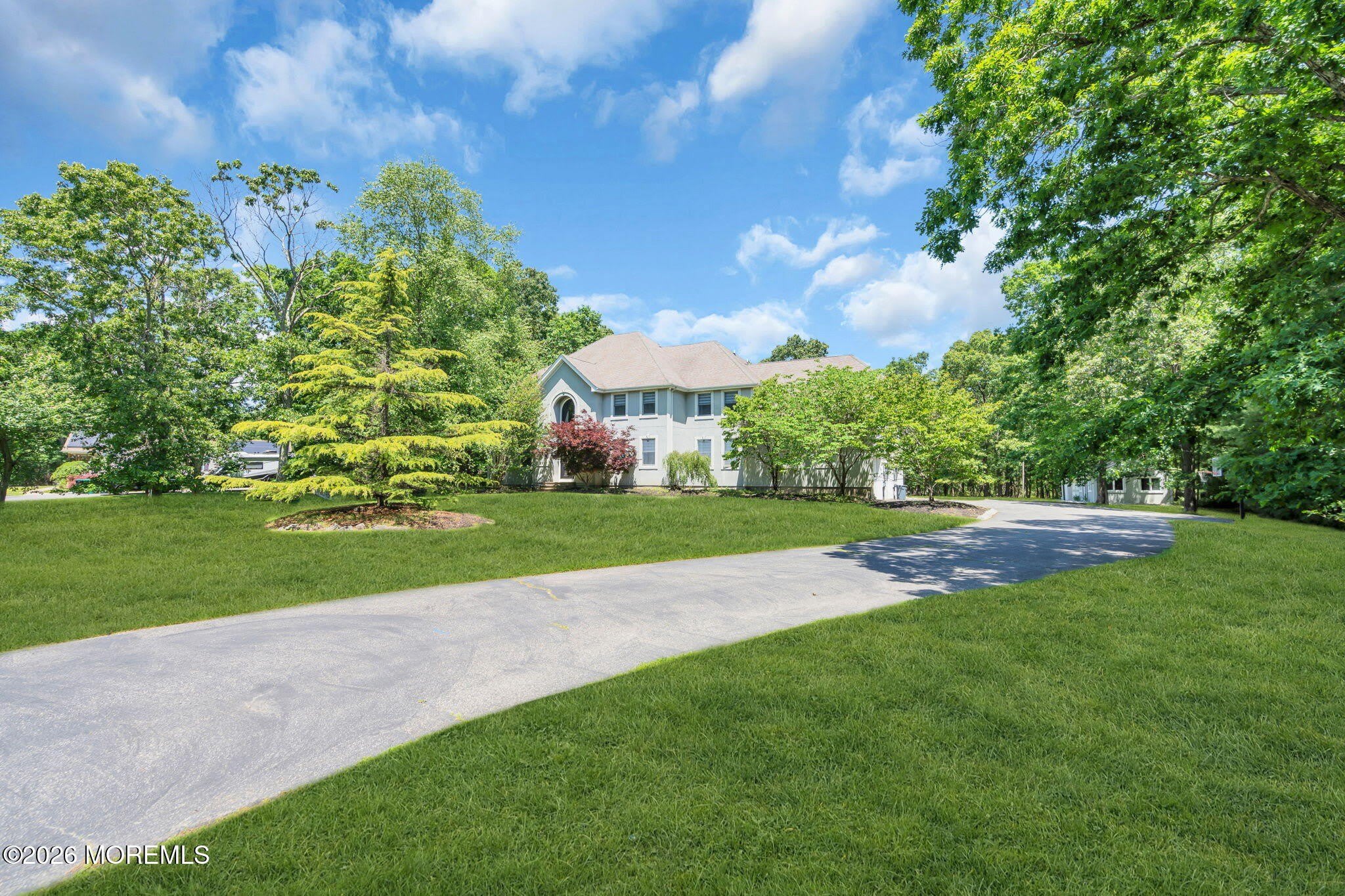 39 Arnold Boulevard – photo 1 of 55