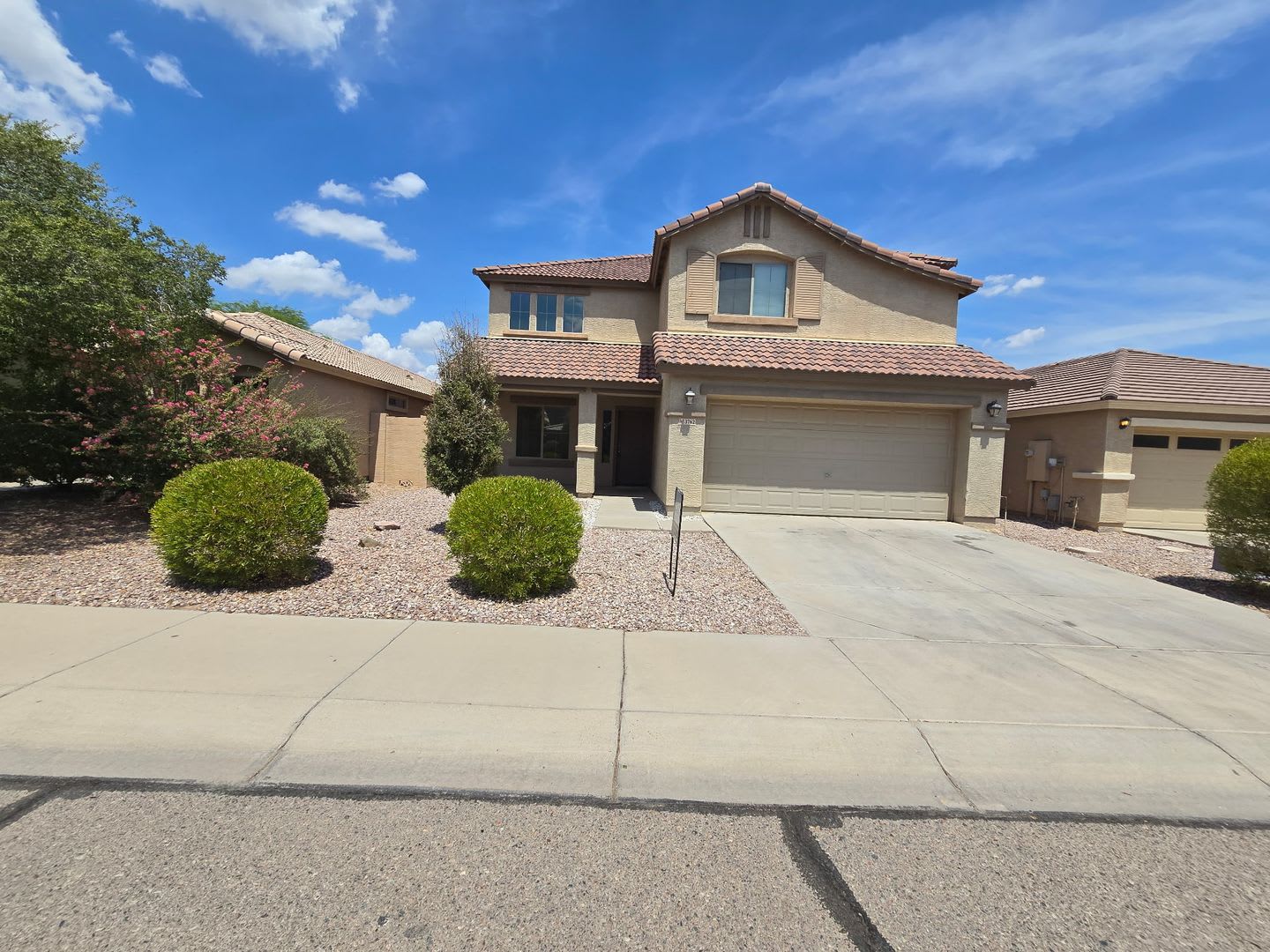 San Tan Valley, 5 bed, 3 bath, San Tan Heights – photo 1