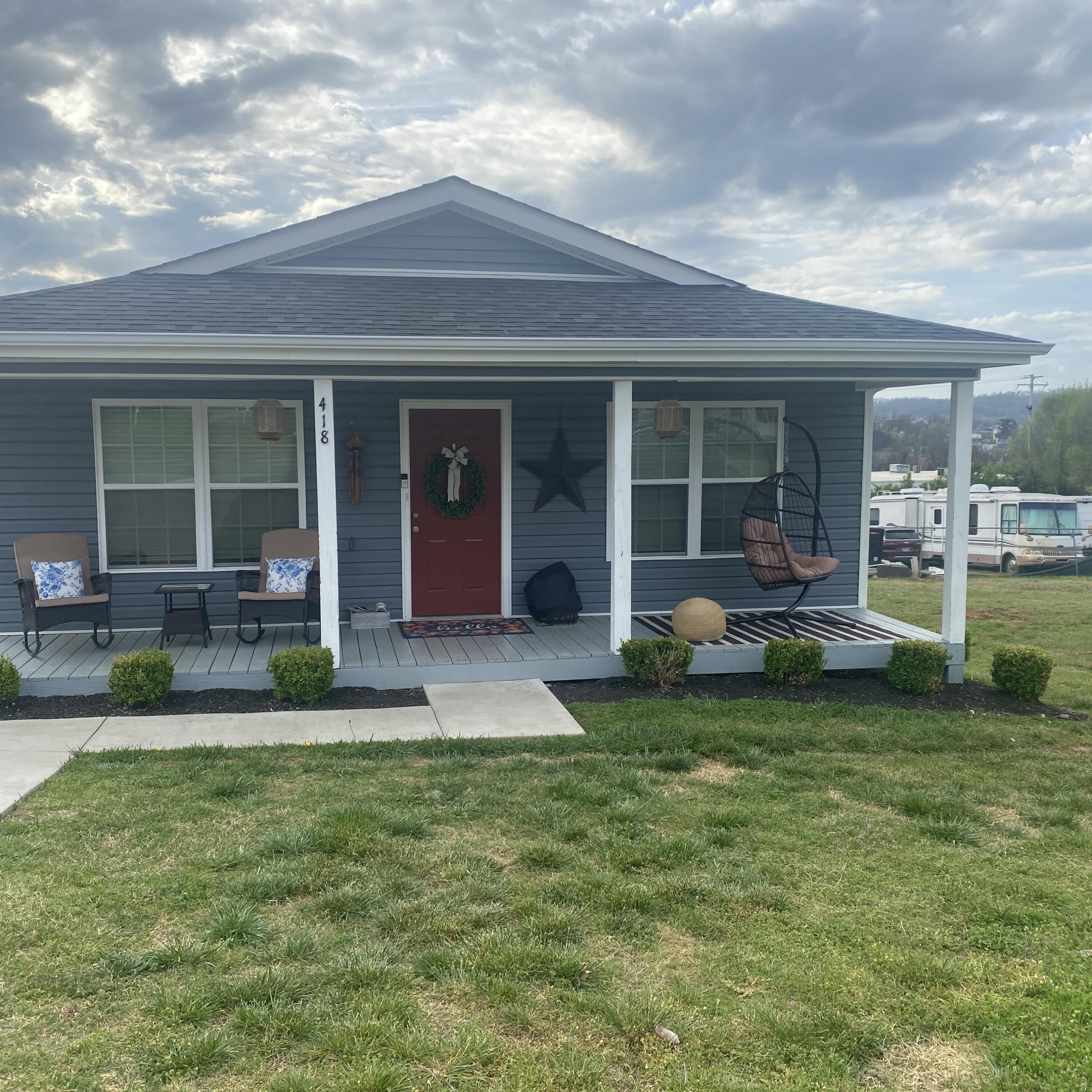 430 E Converse Street – photo 1 of 4