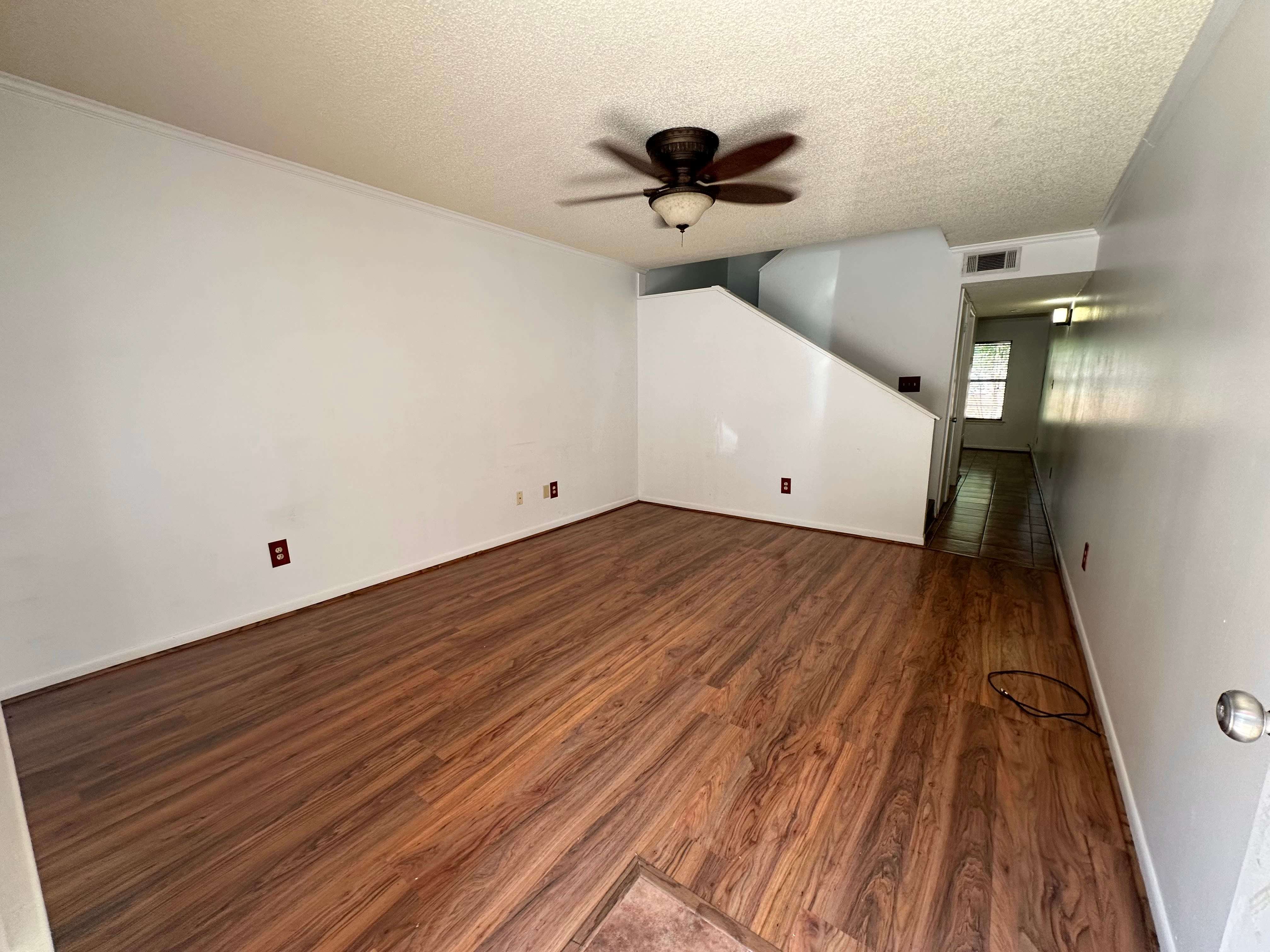 310 Ella St – photo 1