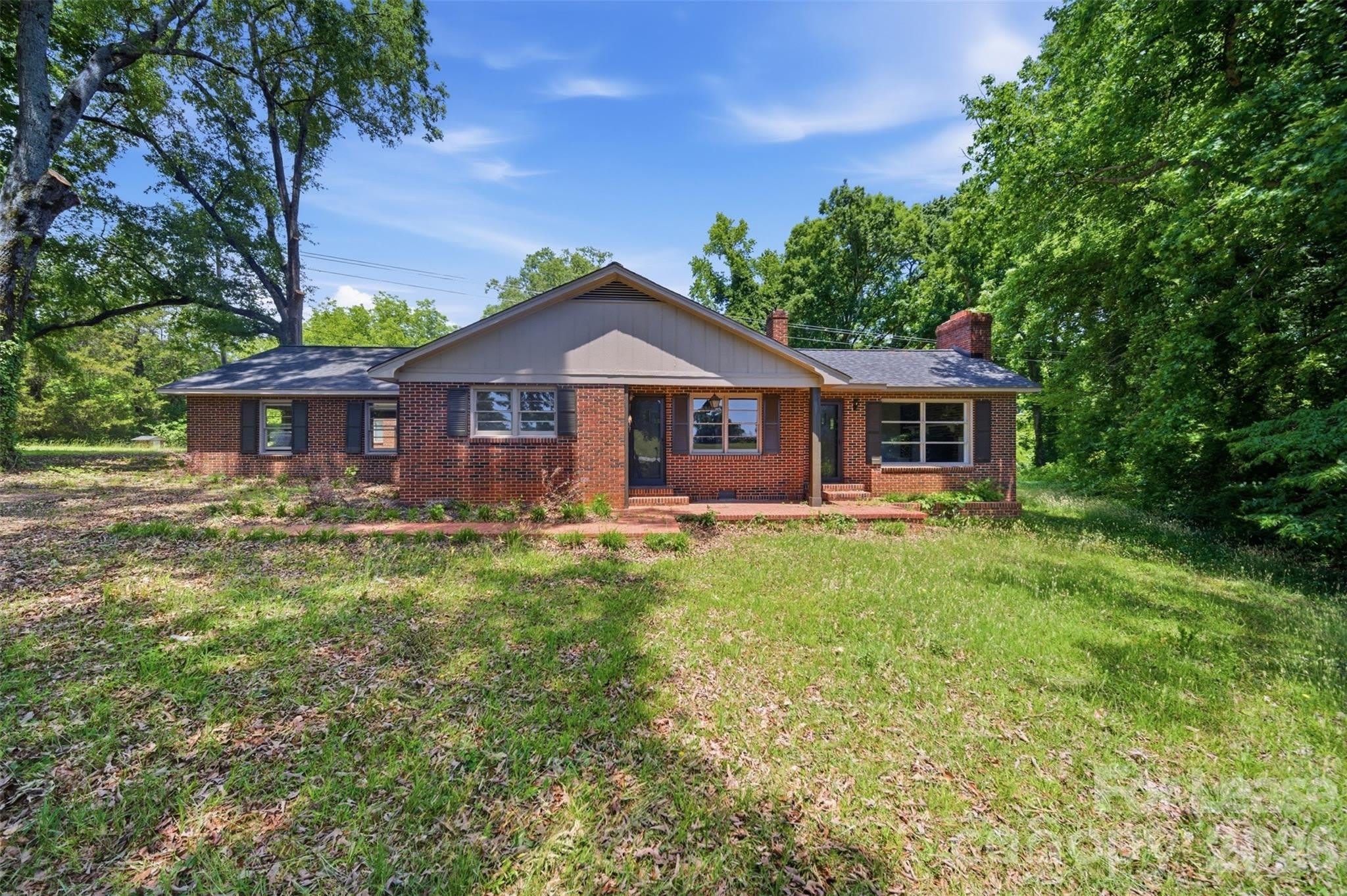 2988 Great Falls Highway – photo 1 of 34