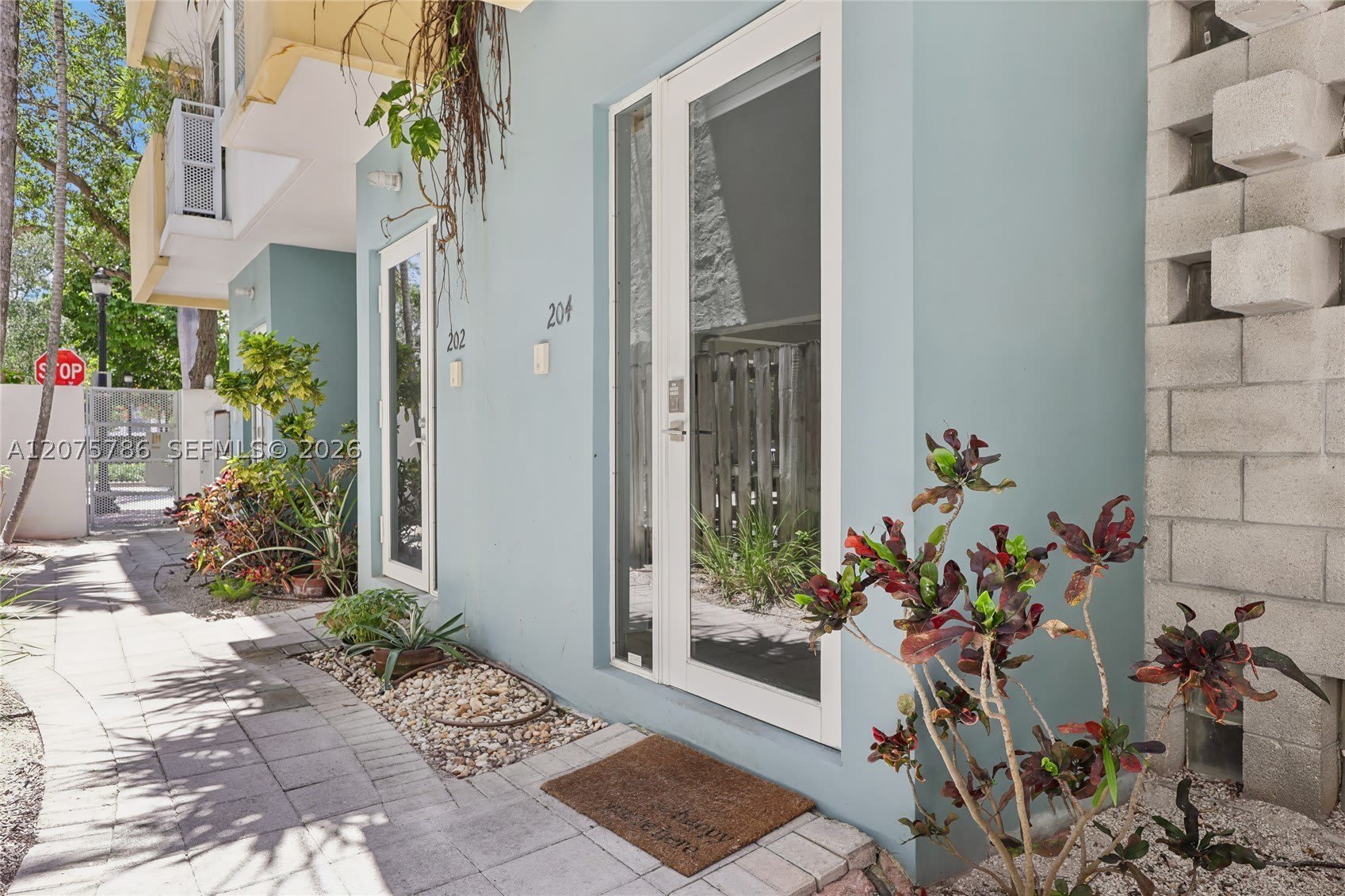 204 Washington Ave – photo 1