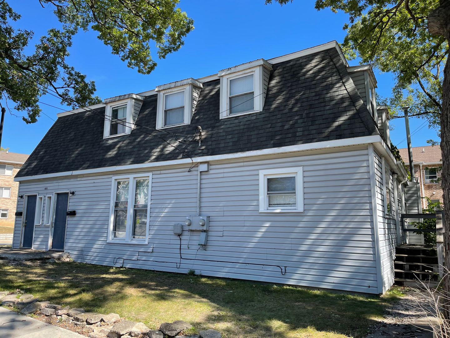 8 Person House Blocks From Chauncey Village And Campus Bars – photo 1 of 166