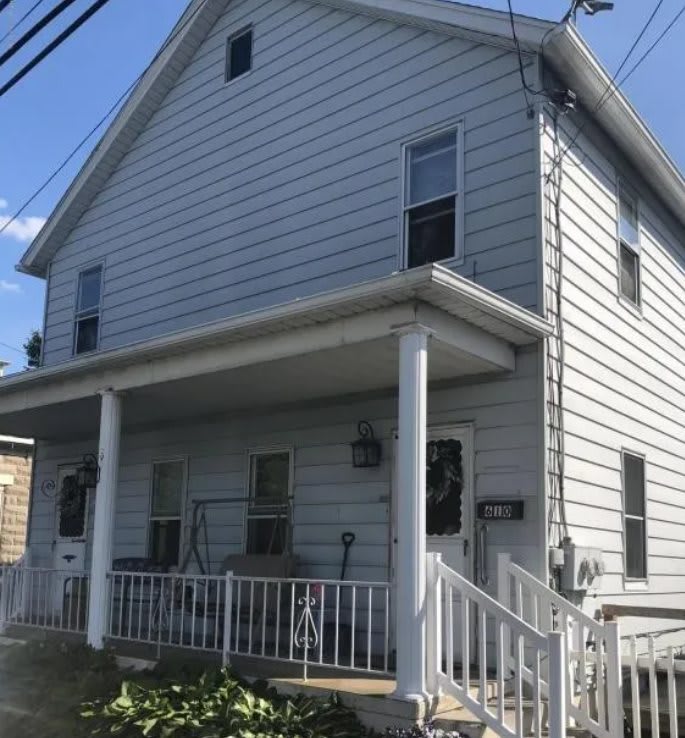 610 Pine Street – photo 1 of 2