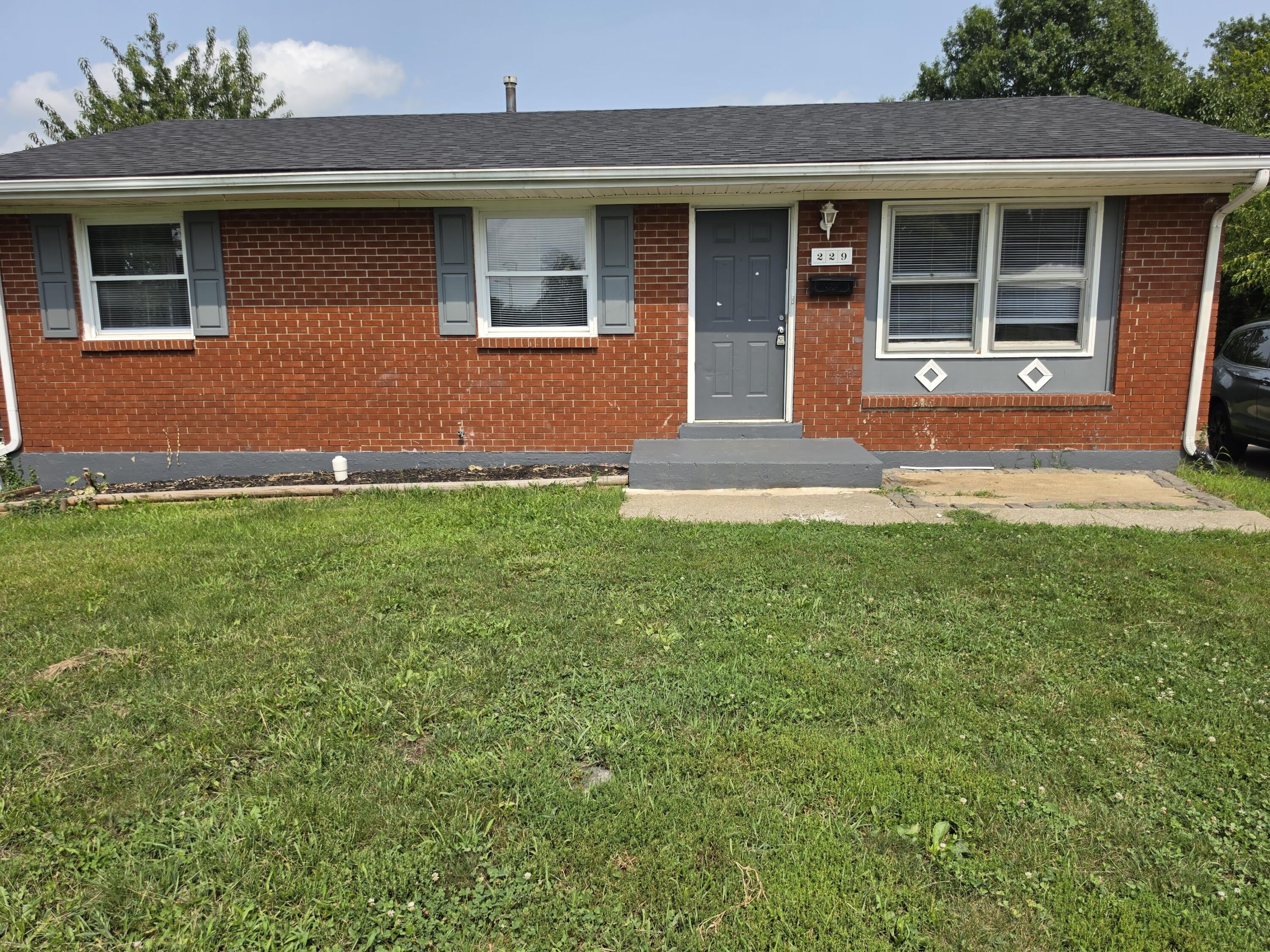 229 Newcastle Court – photo 1