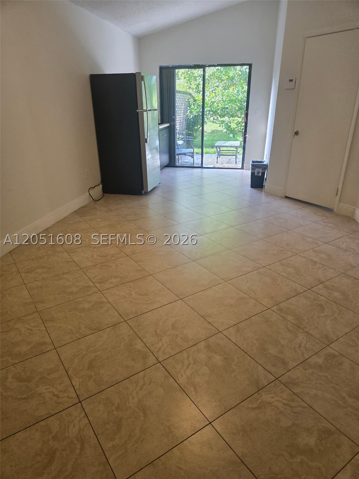 818 E Palm Run Dr – photo 1 of 81