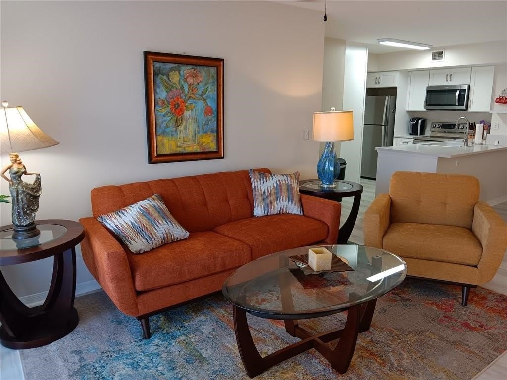 1550 S 42nd Circle – photo 1 of 32
