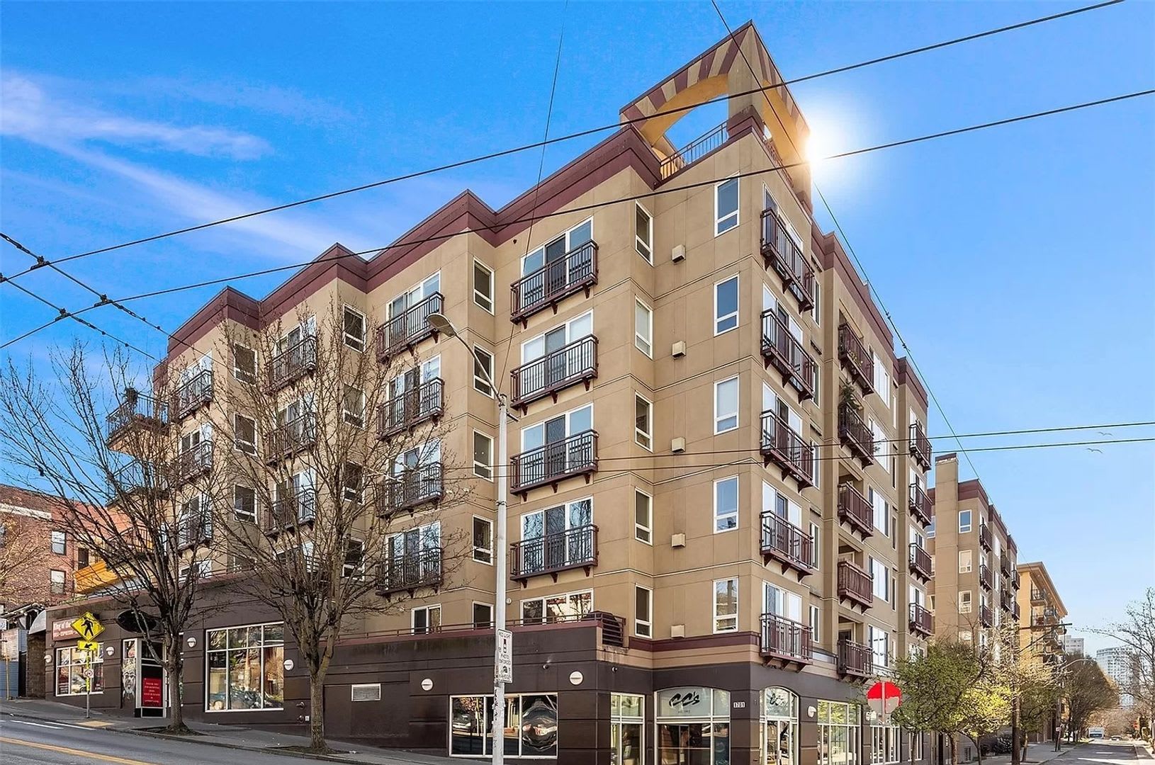 Spacious Capitol Hill Bedroom w/ Private Patio – photo 1