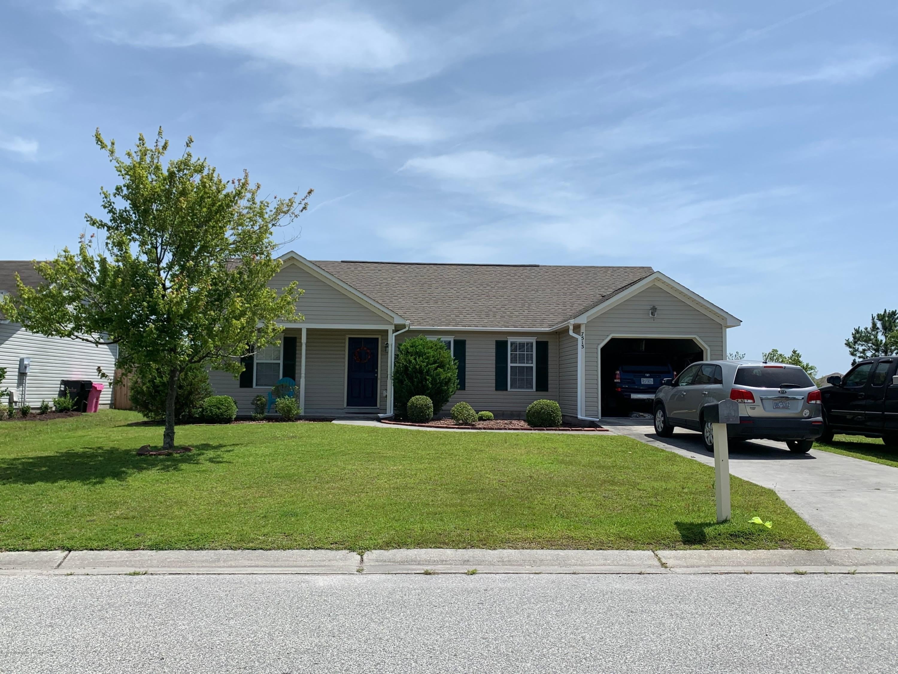 7513 Brittany Lakes Drive – photo 1 of 9