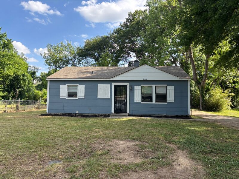 901 Restbrook Ave – photo 1