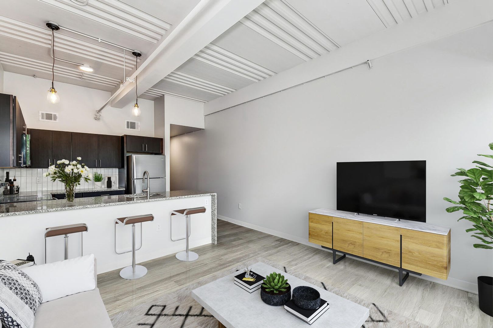 21 Rock Apartments – photo 1