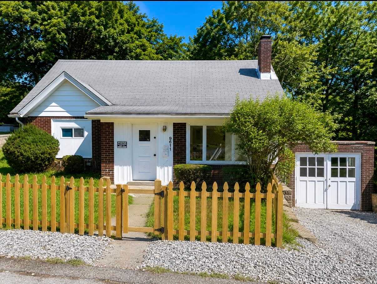 9611 Emerson Street – photo 1