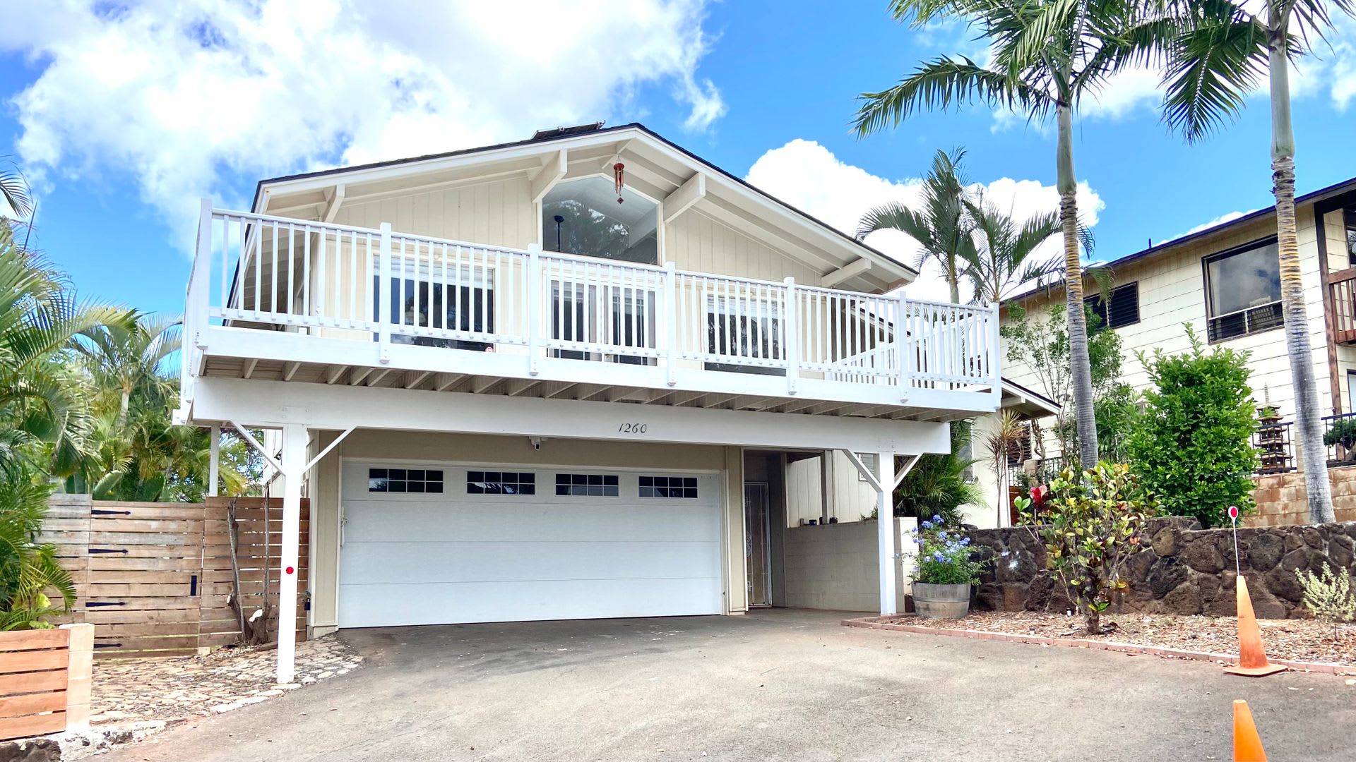 3 Bed 2 Bath Home W Pv Low Electricity Fees Upper Makakilo – photo 1 of 26