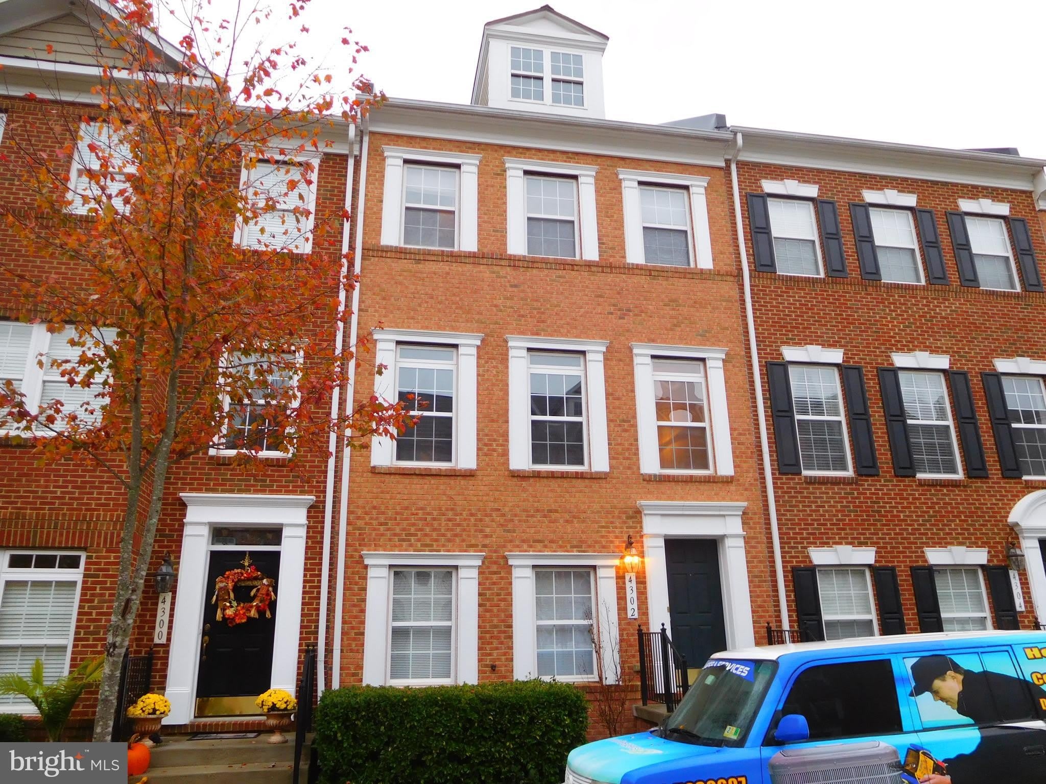 4302 TALMADGE Circle – photo 1 of 16