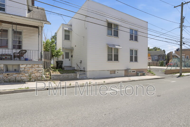 22 Winter St – photo 1