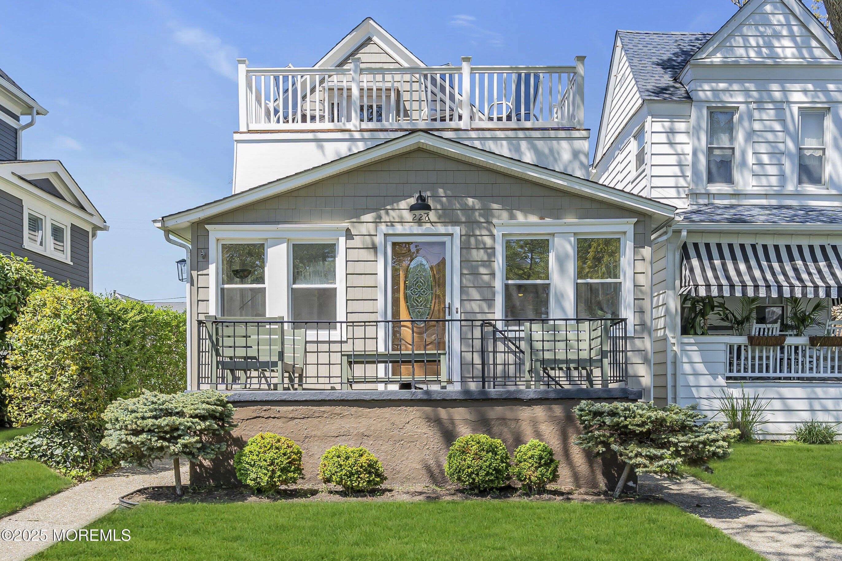 226 Sylvania Avenue – photo 1 of 19