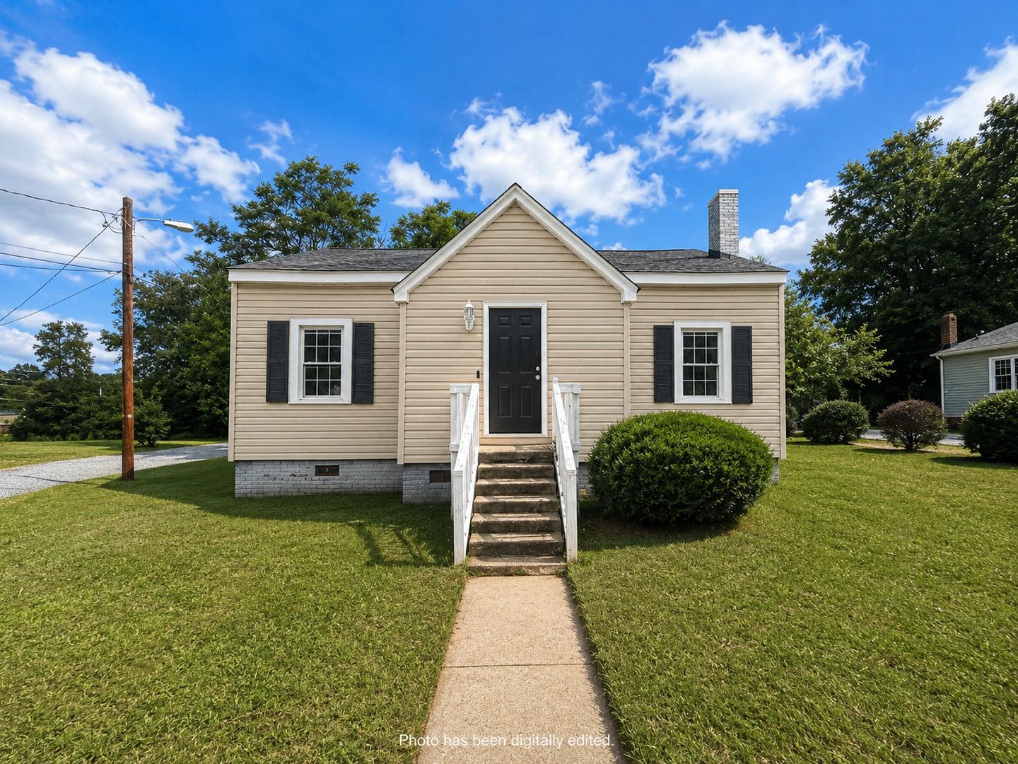 Two bedroom, 2 bath house in Graham – photo 1 of 11