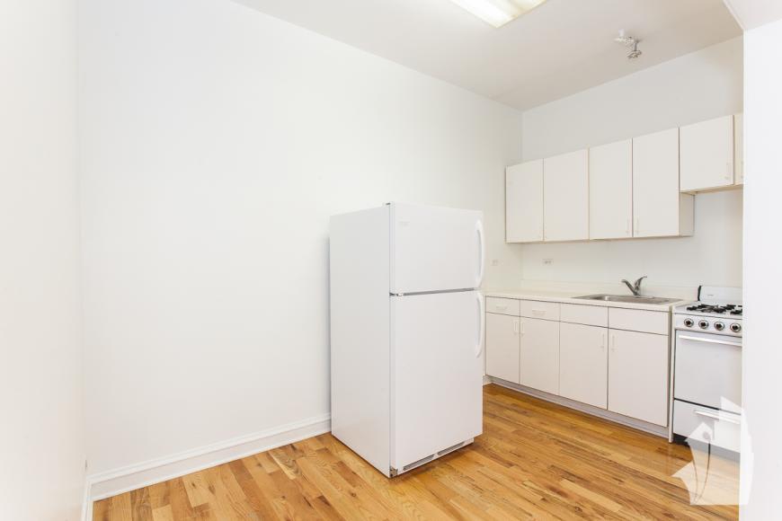 544 W Wellington Ave – photo 1