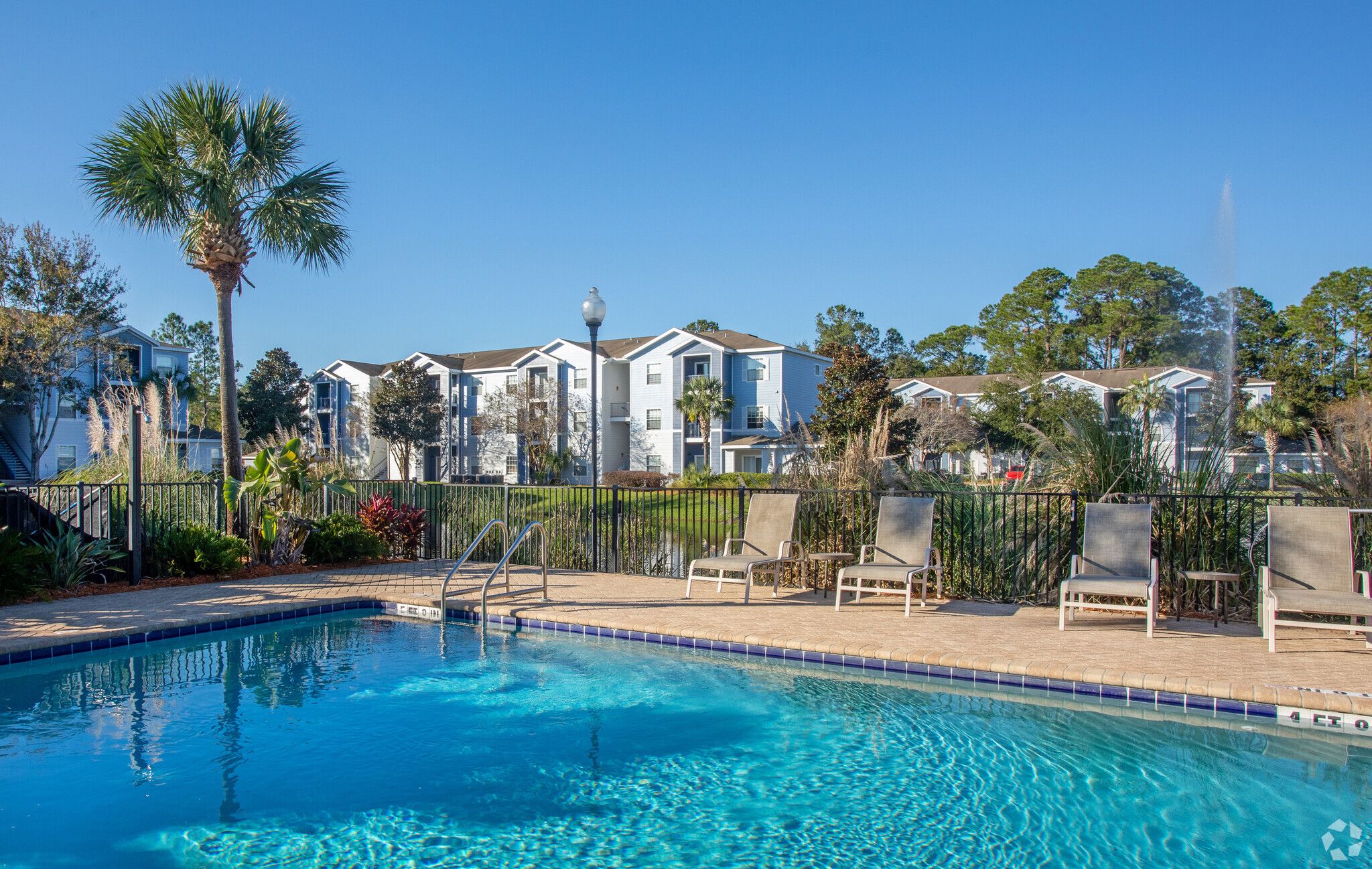 Eden S Edge Apartments – photo 1